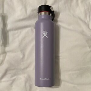 Hydro Flask 24 oz bottle